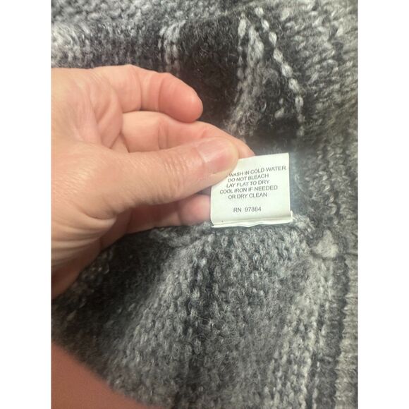 Tart Gray Ombre Long Cardigan Sweater Women’s L Open Front Cozy Knit - Picture 5 of 5